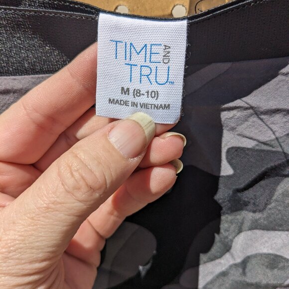 Time and Tru Elastic Waist Long Camo Skirt Sz M (8-10) - Picture 3 of 3